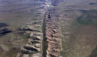 Огромен тектоничен разлом в турския Хатай (ВИДЕО)