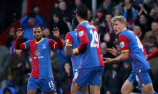 Уорнък е първият уволнен мениджър във Висшата лига