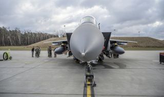 НАТО отхвърли искането на Киев да се създаде зона, забранена за полети