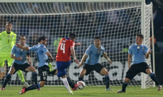 Чили детронира Уругвай и е на полуфиналите на Копа Америка