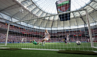 Разследват сумите, отпуснати от ФИФА за развитие на футбола