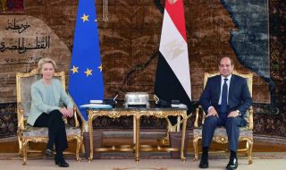 Председателката на Европейската комисия се срещна с египетския президент в Кайро