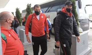 България ще има дебютант на вратата в контролата с Русия