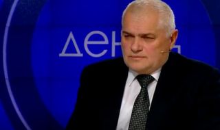Валентин Радев: Отдавна пращаме оръжие на Украйна, но по "грешния начин". Българската следа с моста е измислена 