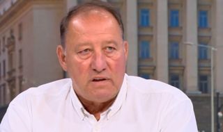Ангел Найденов: Не виждам основата, върху която в момента може да се постигне мир в Украйна. Войната ще продължи
