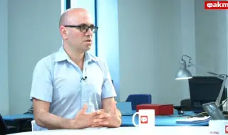 Владимир Трифонов пред ФАКТИ: Болезнено за Русия е, че на ударените самолети се крепи ядреният паритет със САЩ (ВИДЕО)
