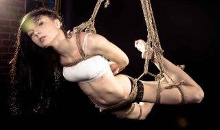 За ползите от връзването по време на секс