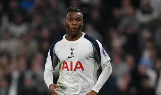 Звездата на Тотнъм Дестини Удоджи станал жертва на въоръжена заплаха в Лондон