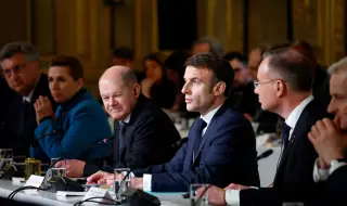 Макрон покани европейски лидери в Елисейския дворец, за да призове за повече помощ за Киев