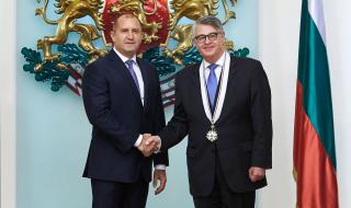 Президентът удостои гръцкия посланик у нас с орден „Стара планина“ първа степен