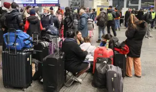 Варшава: Не можем да приемаме повече украински бежанци