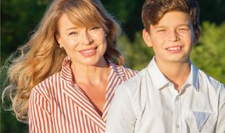 Синът на Мира Добрева се преби пред очите й