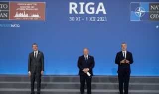 Светлан Стоев и външните министри на страните от НАТО се срещнаха в Рига