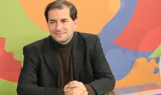 Доц. Борислав Цеков: Идеята, че в 12 без 5 ще правим радикални промени в Изборния кодекс, не е легитимна