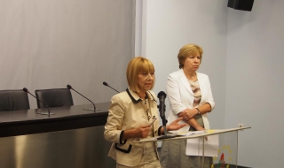 Клисарова: Управляващите създават армия неграмотни