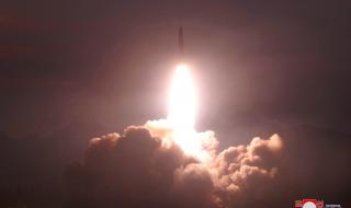 Северна Корея тества нови две ракети