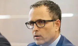 Няма подпис на Стоян Мавродиев под документите за отпускане на кредита от ББР, твърди адвокатът му