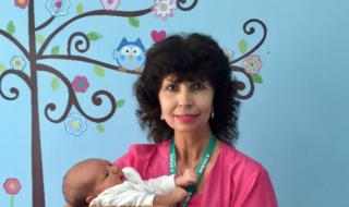 Пловдивската акушерка Петя Запрянова е №1 в Европа