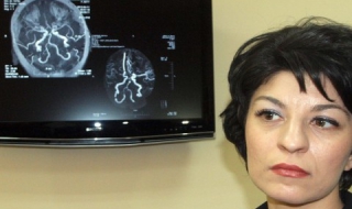 Атанасова открива строителна площадка за нов онкоцентър във Варна