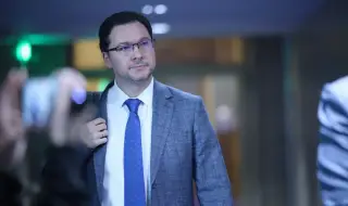 Daniel Mitov on the "wretched" comment: For such an offensive qualification in the EU, the head of a minister is taken immediately 