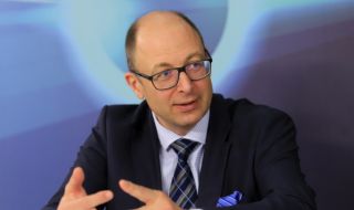 Божилов: Не е вярно, че началникът на военно разузнаване е участвал в операцията за моряците от "Царевна"
