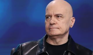 Слави Трифонов към ПП-ДБ: Вие пазите Бойко Борисов, но той ще ви изяде. Просто такава му е природата