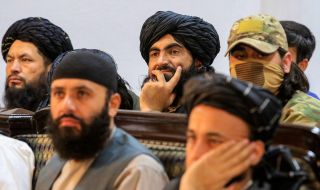 В Афганистан: Пълно прилагане на ислямския закон
