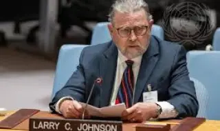 Лари Джонсън: Манипулират Тръмп за "бавния напредък" на Русия в Украйна. Той не познава хората, обградил се е с грешни