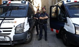 Мадрид към каталунските лидери: Освобождавайте офисите