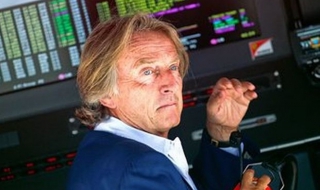 Ferrari с предупреждение към Маса