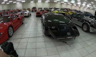 Вижте една от най-големите частни автомобилни колекции в света (ВИДЕО)