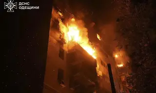 Зеленски: Русия атакува Украйна с повече от 300 дрона и 30 ракети от различен вид