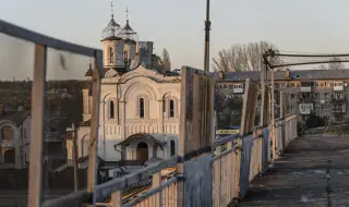 Украйна готви забрана за православната църква с връзки с Москва