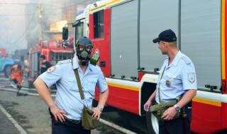 Пожар пламна в пазар за дрехи в Русия