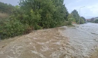 Фекални води във водопроводите на Царево и Несебър след наводнението