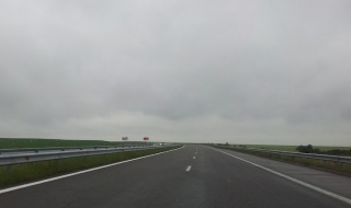 ТИР уби полицай на магистрала "Тракия"