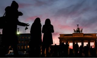 Консерваторите в Берлин ще преговарят със социалдемократите за съставяне на местно правителство