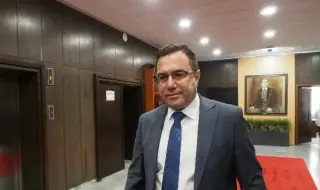 Председателят на КЕВР: Поскъпването на тока и парното може и да е по-малко