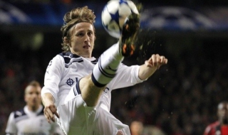 Реал продължава да настоява за Модрич