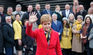 Шотландският първи министър подава оставка