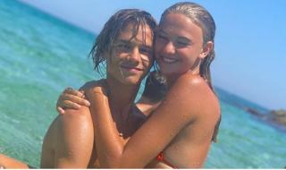 Ромео Бекъм и половинката му - влюбени и щастливи (СНИМКИ)