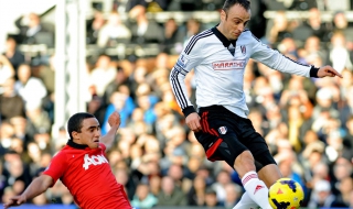 Английските медии разкъсаха Бербатов