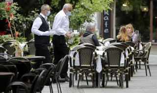 В Сърбия отвориха кафенетата и ресторантите