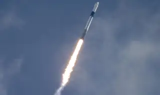Отломки от ракета на Илон Мъск се разбиха в Луната