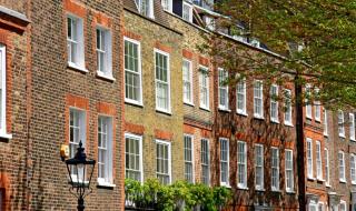 Оскъпяват покупката на имоти във Великобритания