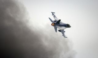 САЩ отлагат доставката на F-16 за България. Страхуват се, че ще изтече информация към Русия.
