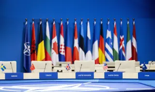 НАТО обсъжда увеличаване на разходите за отбрана на среща на върха в Нидерландия