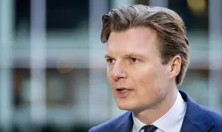 Нидерландия отпуска 250 милиона евро за военна помощ на Украйна чрез НАТО