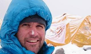 Атанас Скатов отново покори Еверест