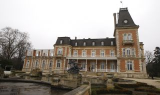 Борисов праща на БСП диск с фирми, ремонтирали „Евксиноград“